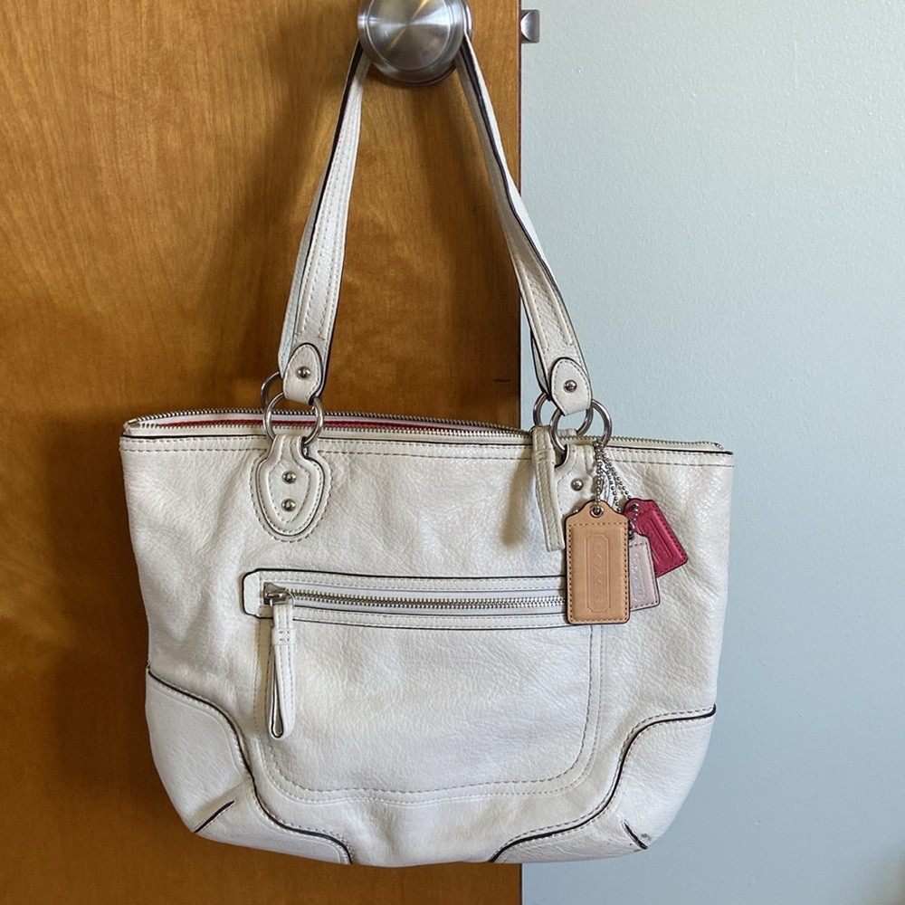 Coach ivory pebble Leather Shoulder Bag with silver tone hardware M1220-23441